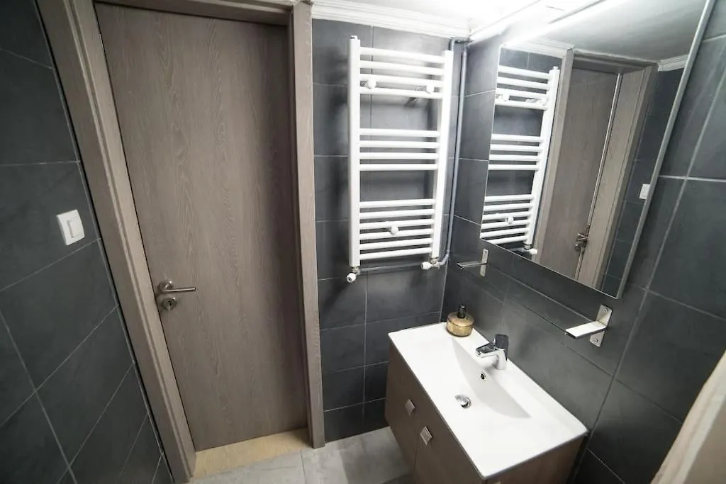 Markopoulosapartments Nea Moudania Apartment